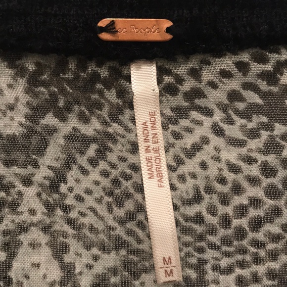 Cardigan - Picture 2 of 5